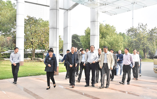 合肥市政协主席韩冰一行 莅临华体会（中国）调研